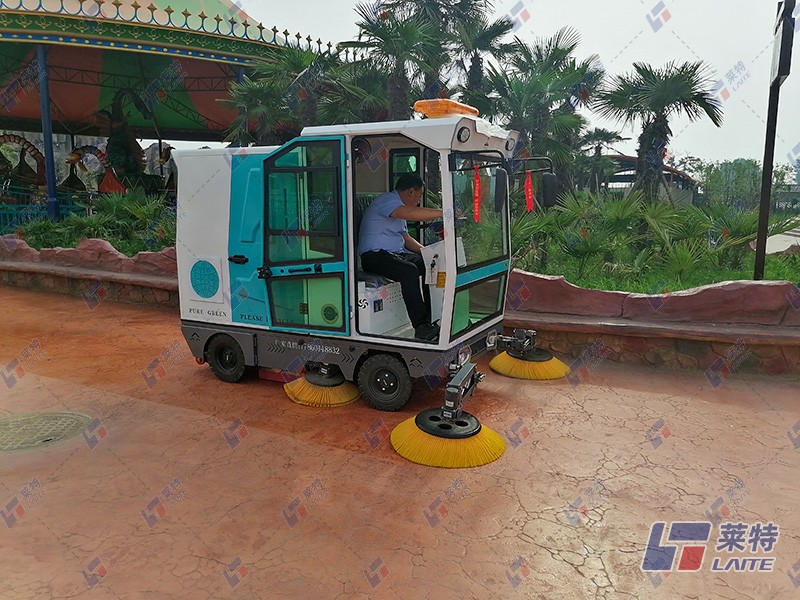 动物园道路清扫车