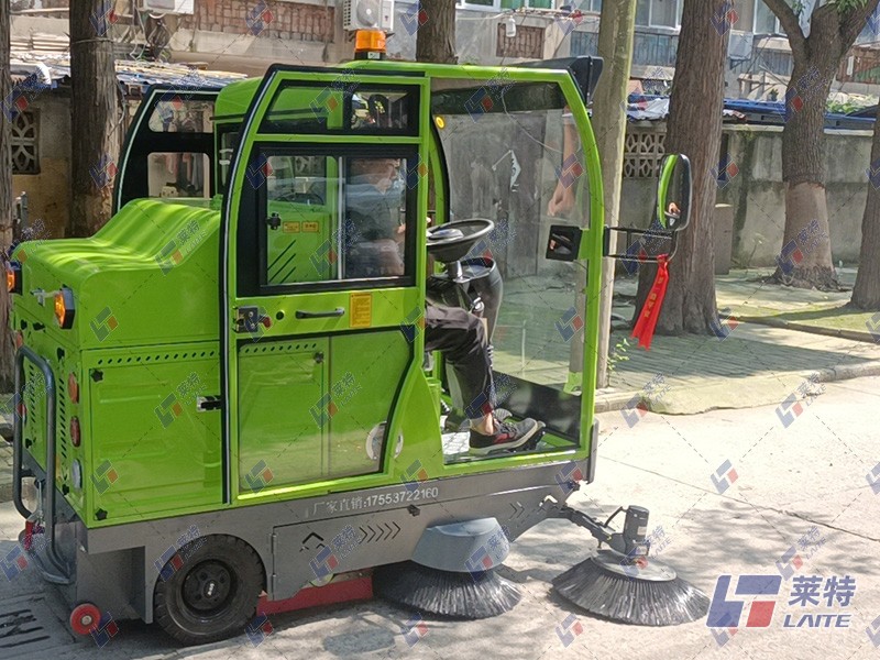 物业用电动清扫车